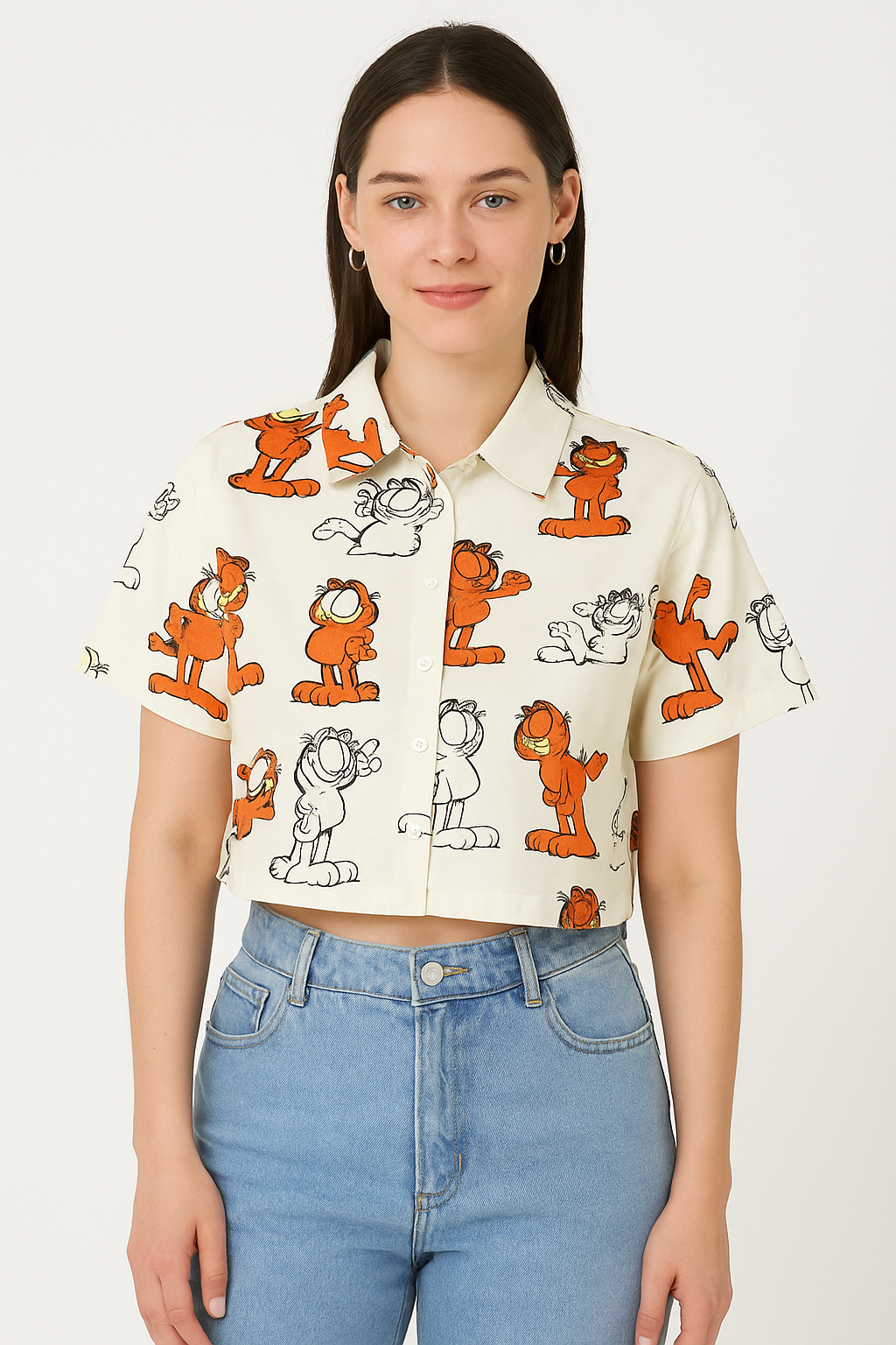 Cream Crop Top with All-Over Garfield Print – Women’s Cartoon Graphic Cotton Shirt