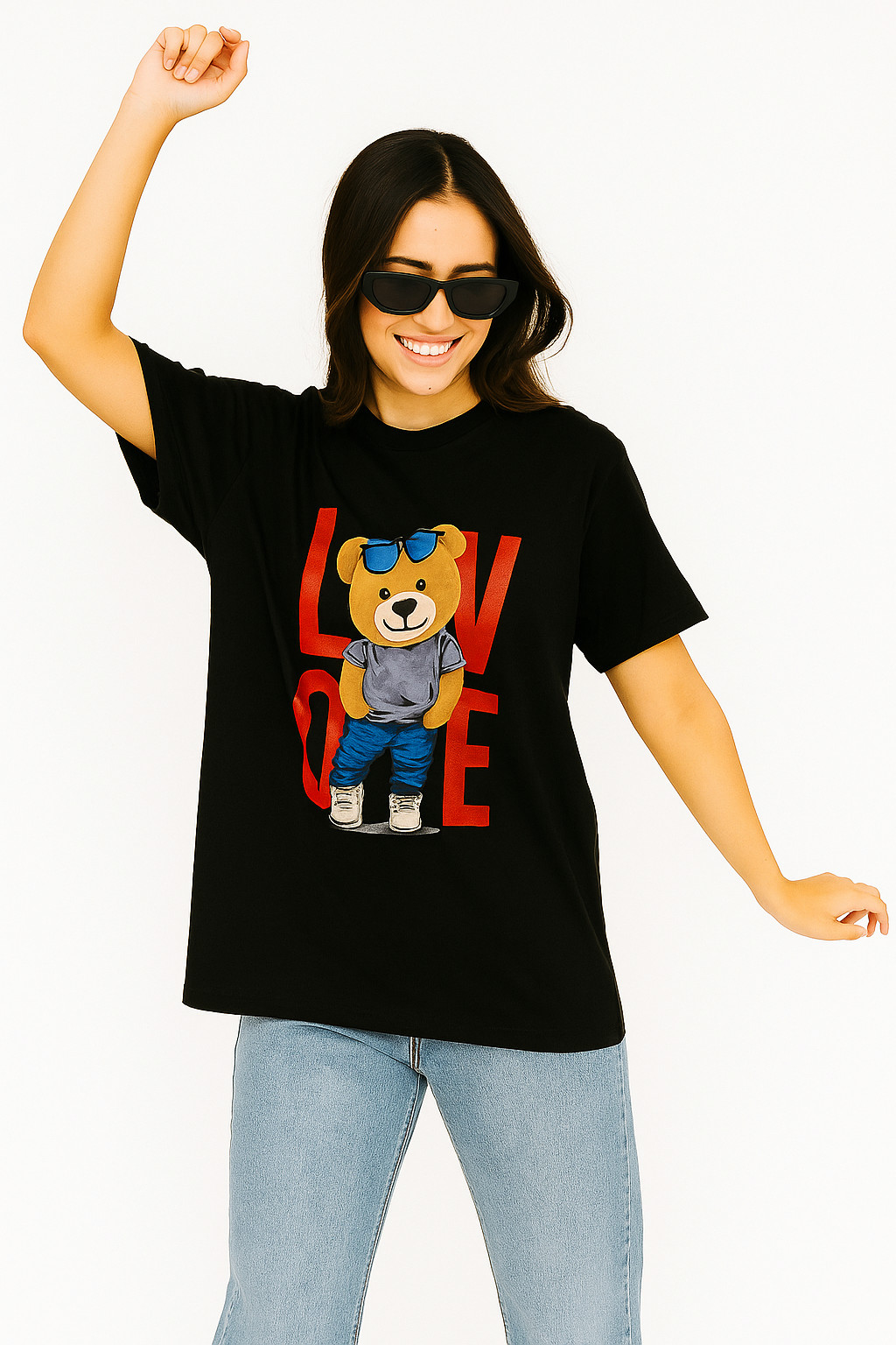 Black Oversized T-Shirt with Cool Teddy Bear & "LOVE" Graphic – Unisex Streetwear Tee